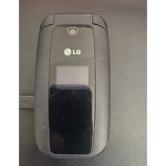 LG TracFone Prepaid Flip Phone Black - Picture 5 of 5